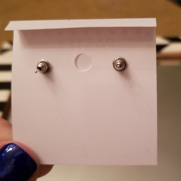 2/$13CZ'S in Silvertone Setting,Dress Up/Be Casual - Picture 4 of 8